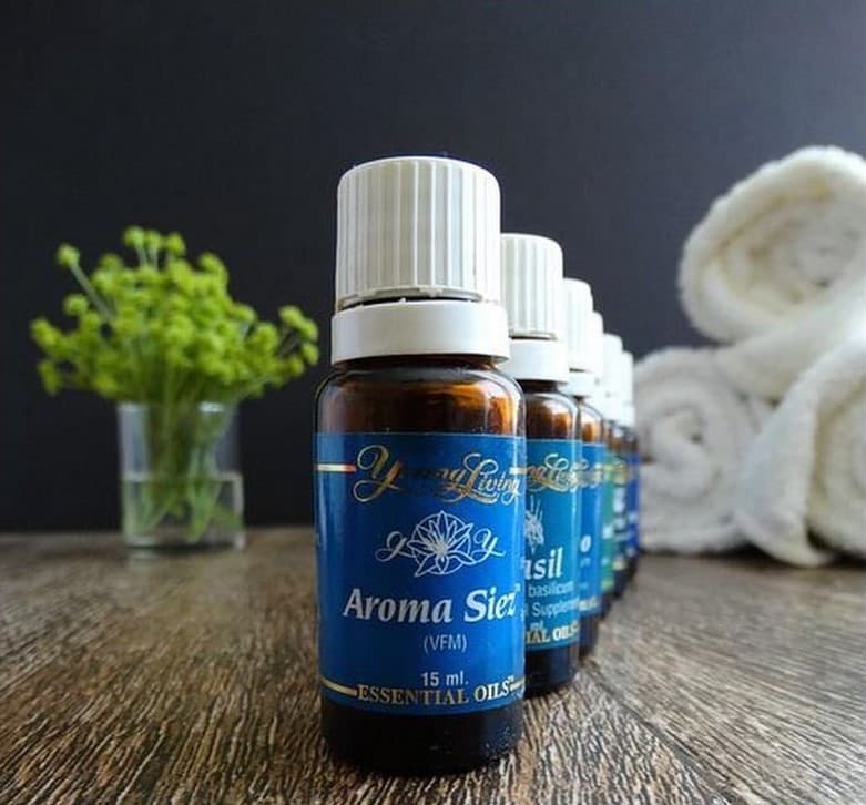 picture of specially formulated plant based massage oils and essential oils aromatherapy
